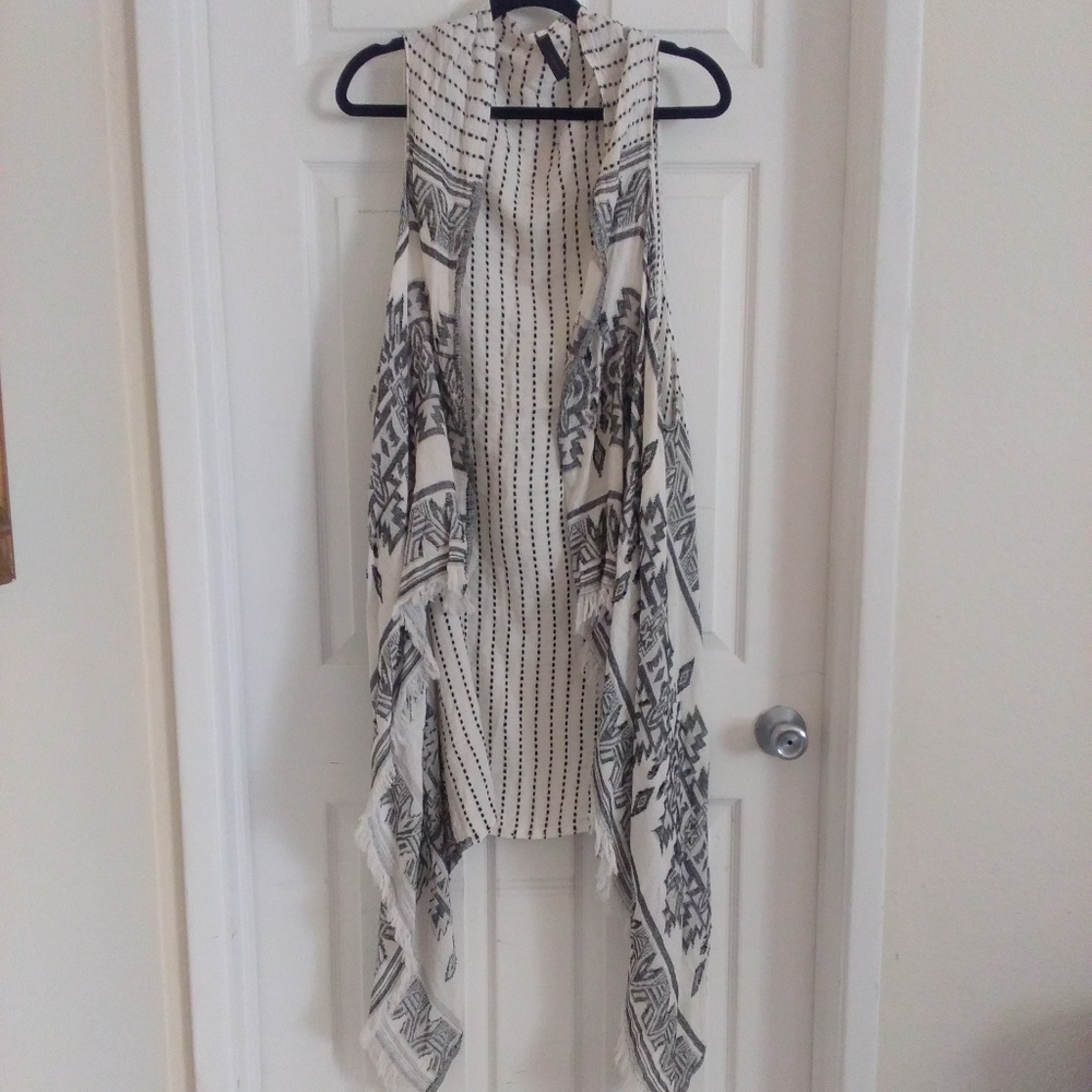 Lane Bryant Tribal Pattern Open front Cardigan One  Size fits All